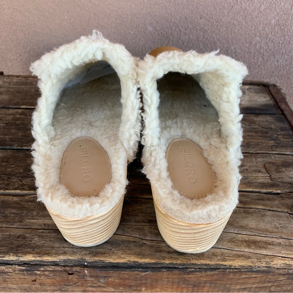 Pilcro + The Letterpress Anthropologie Shearling Clog - Picture 4 of 7